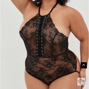 Women’s NWT Torrid Open Back Lace Body Suit size 3x
